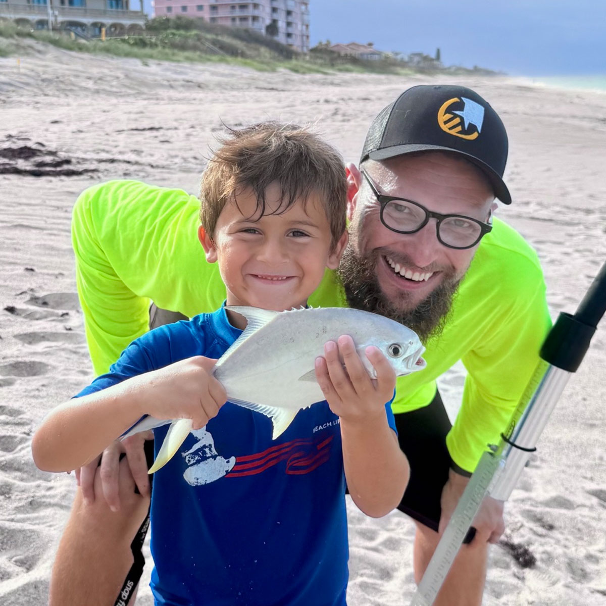 Crush Station surf fishing: Beach cart command center